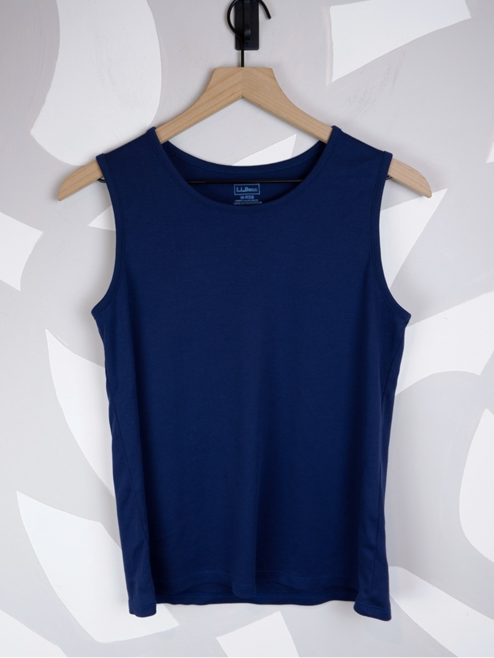 L.L. Bean 100% Supima Cotton Tank Top in Navy | M